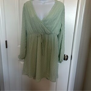 No Comment NY LA Women’s Large Green Dress